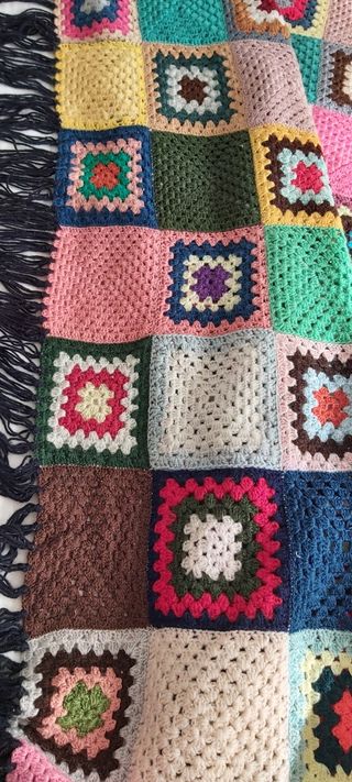 Colcha retro hecha a ganchillo