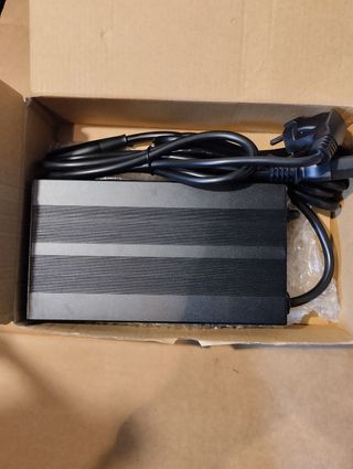 Cargador baterías 24 voltios