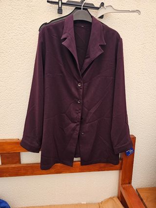 Blazer  talla  l /xl marca  ae