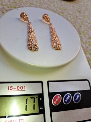 Pendientes largos nuevos