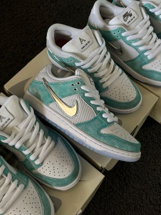 nike sb 37.5