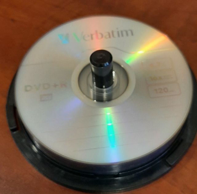 DVD Verbatim en blanco. Caja con 14 DVD