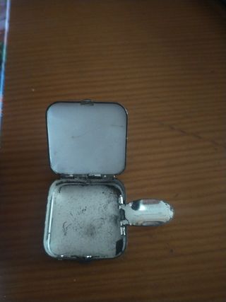 Cenicero de bolsillo