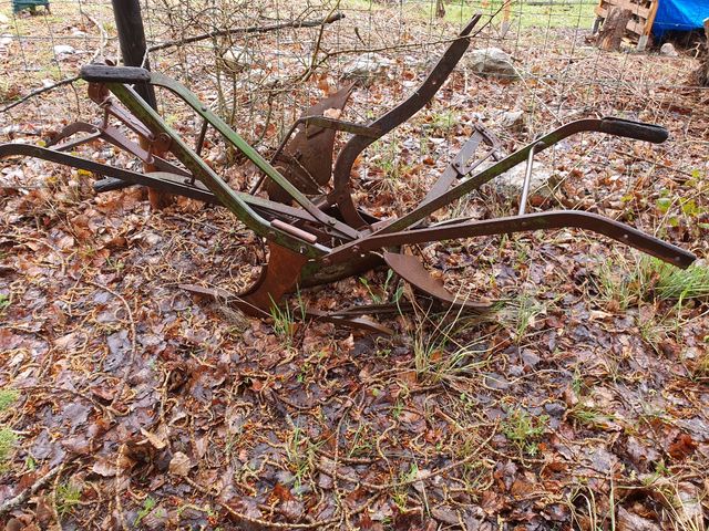 Arados hierro antiguos