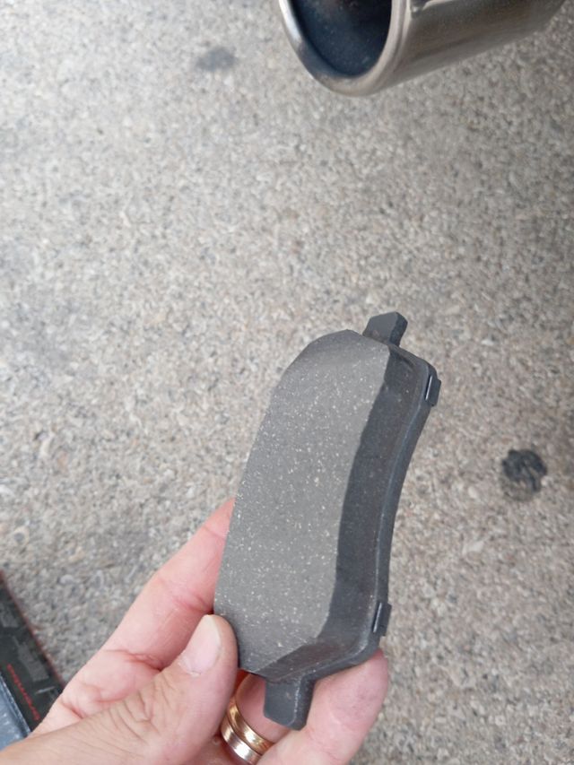 Juego de pastillas freno brembo