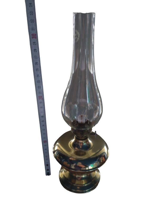 Lámpara de aceite de latón Faib