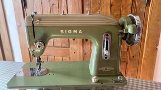 Maquina coser SIGMA H