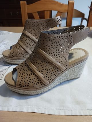 Sandalias