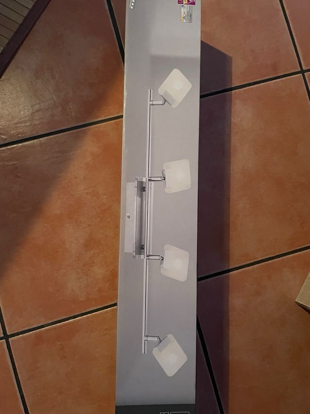 Lampadario 4 faretti led