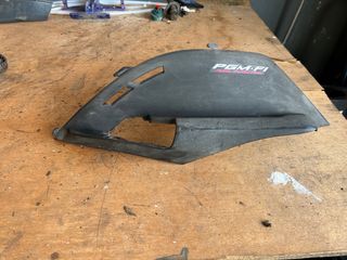 Apoya pies honda lead 110