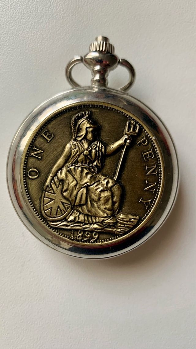 Reloj Reina Victoria