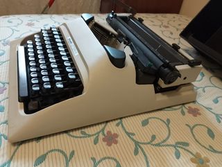 Olivetti Lettera 10