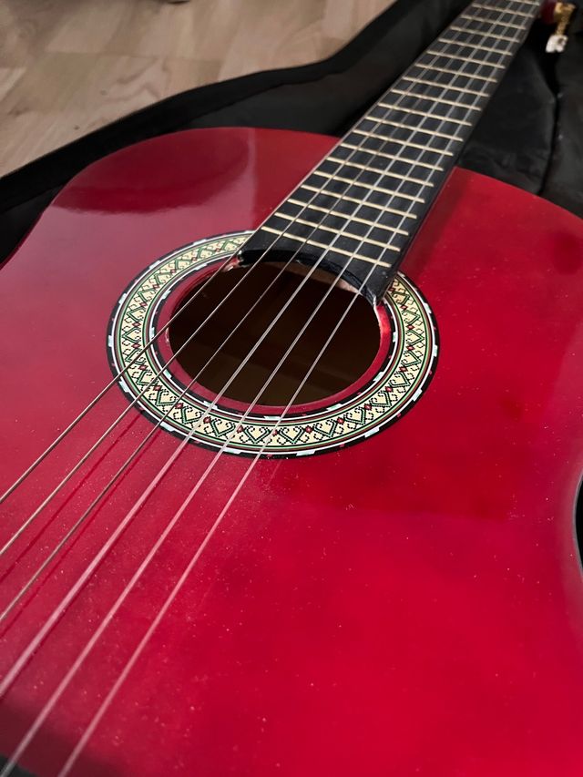 Chitarra Acustica