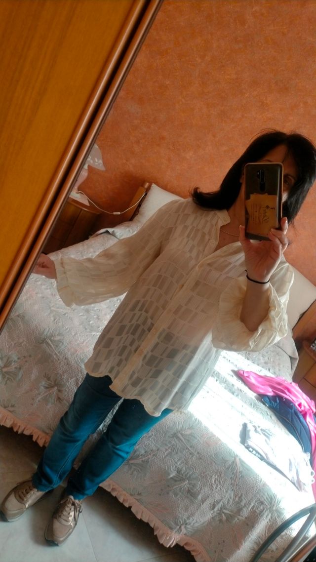 Elegante camicia donna