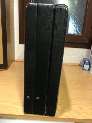 Maletín ejecutivo rígido polipiel negro