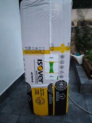 Aislante
