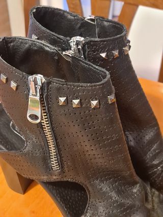 Scarpe estive con tacco