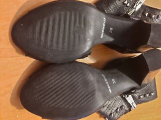 Scarpe estive con tacco