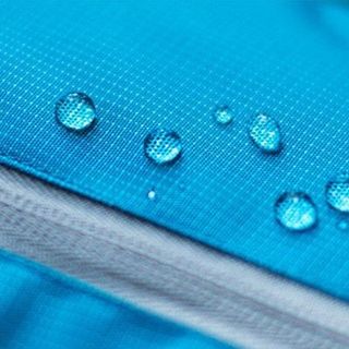 MOCHILA LIGERA PARA EL DÍA, 680 gr, Color Azul.