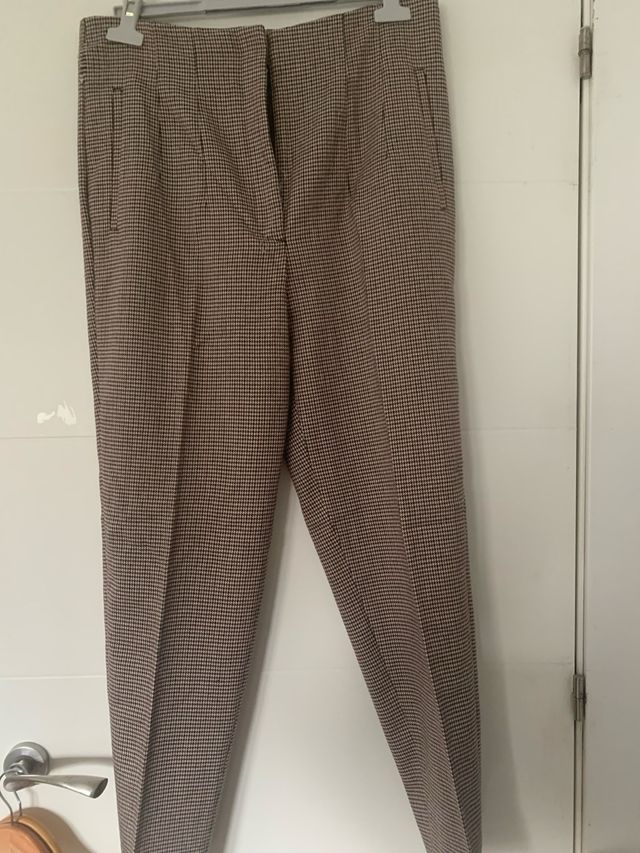 Pantalones Zara
