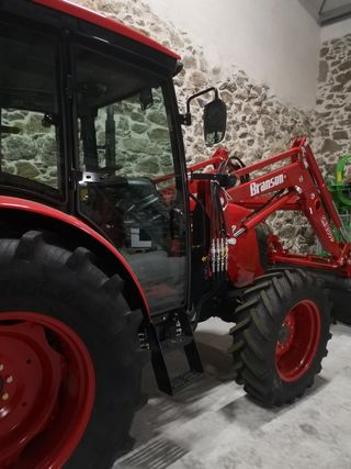Traztor branson 80cv