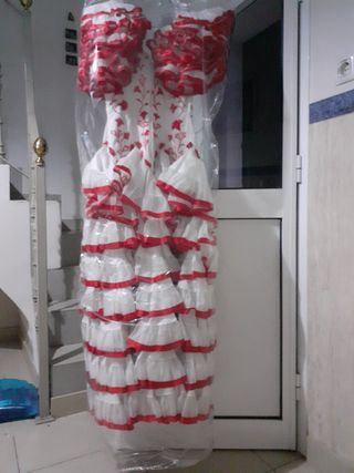 Traje gitana blanco y rojo