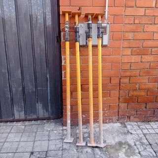 Mobiliario taller y tienda