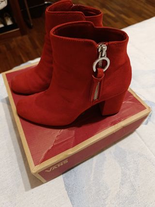 Botines talla 36 usado Bershka 
