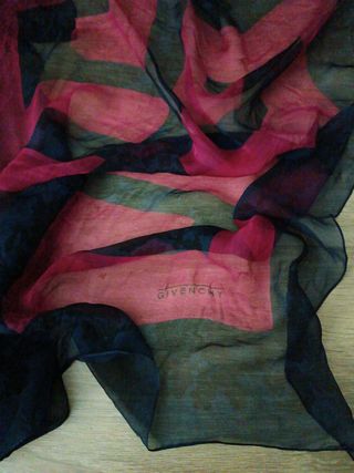 Lote dos pañuelos Givenchy