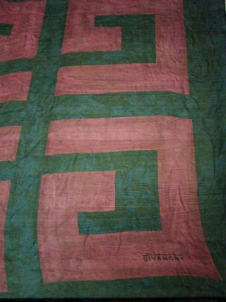 Lote dos pañuelos Givenchy