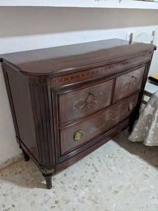 Mueble cómoda madera