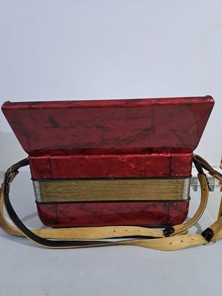 Acordeon hohner arietta 72 bajos