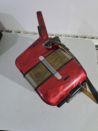 Acordeon hohner arietta 72 bajos