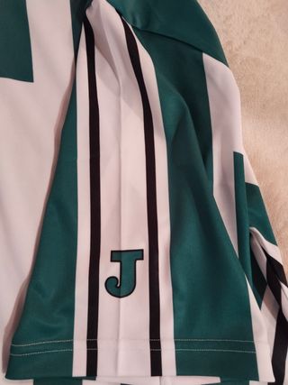 Camiseta futbol verde y blanca