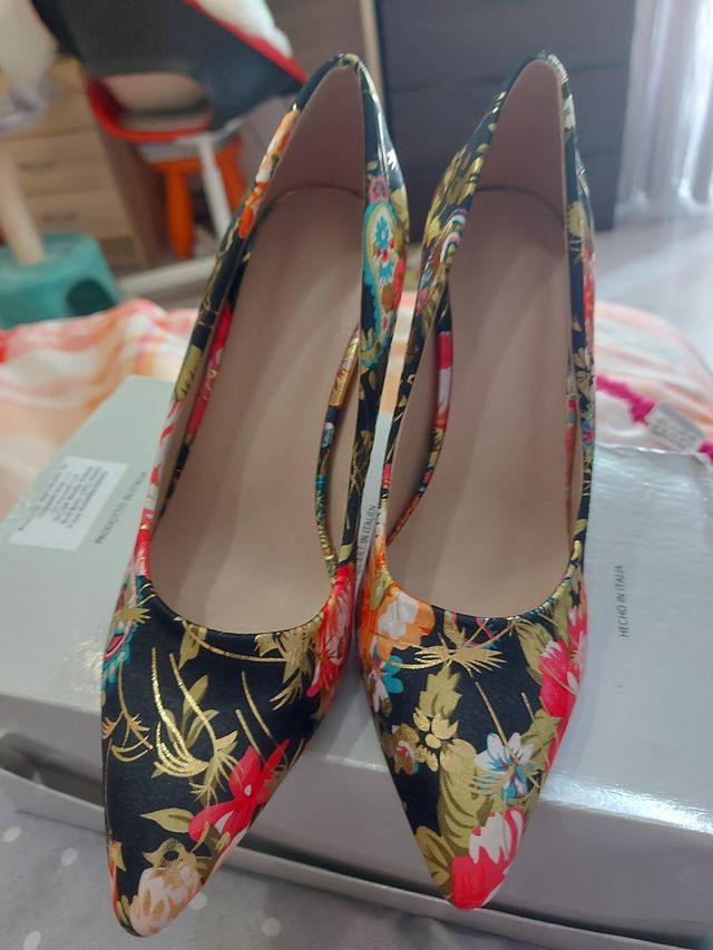 Décolleté donna fantasia