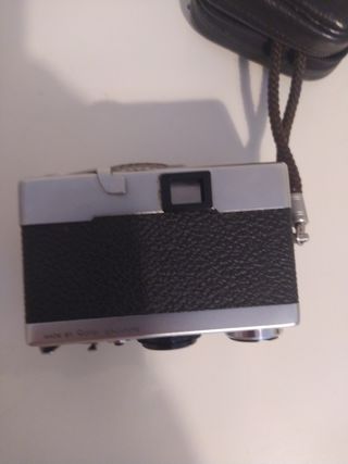 Cámara de fotos Rollei B35