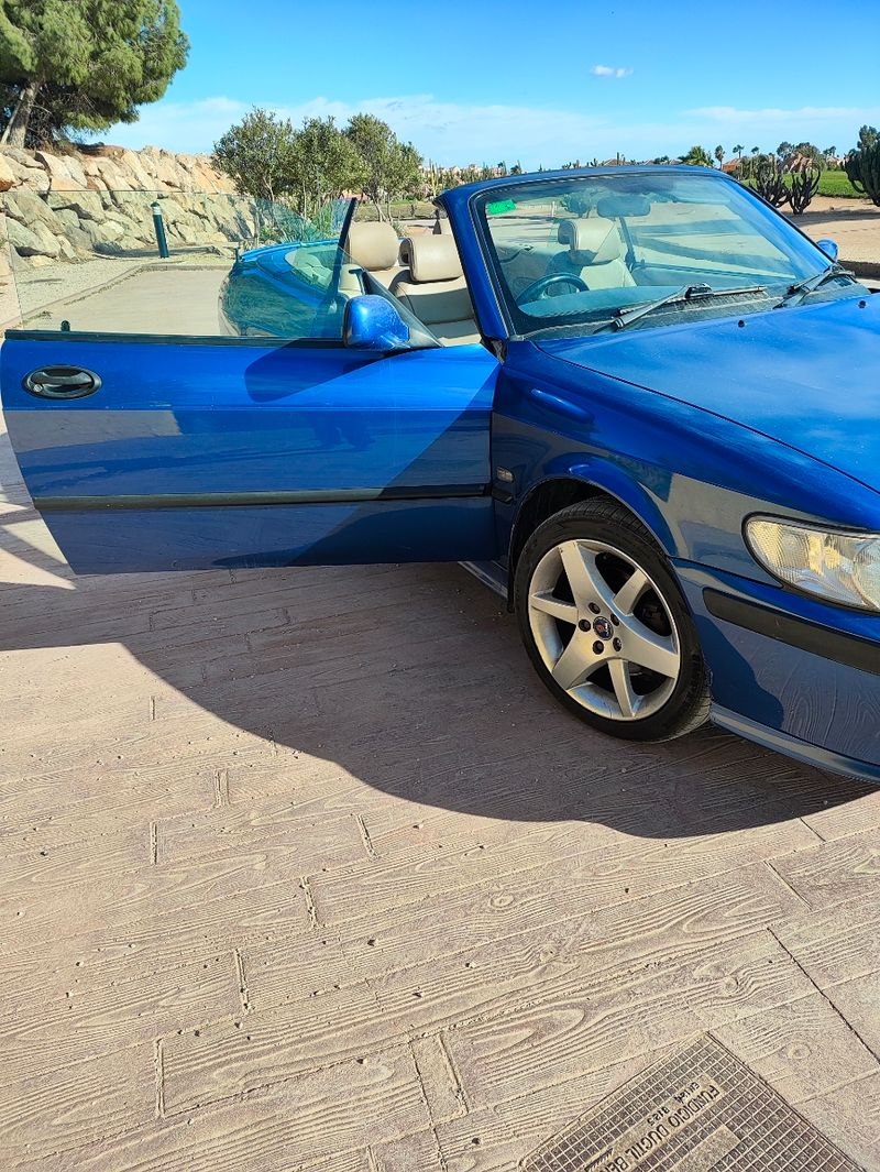 Saab 9-3 2002 - foto 1