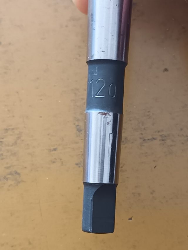 Punta trapano tornio d.12 HSS