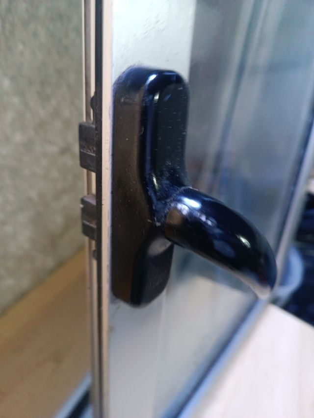 Ventana Aluminio  Dos Hojas