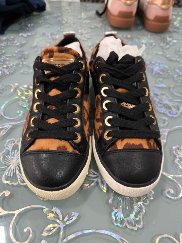 Scarpe Guess femminili 35