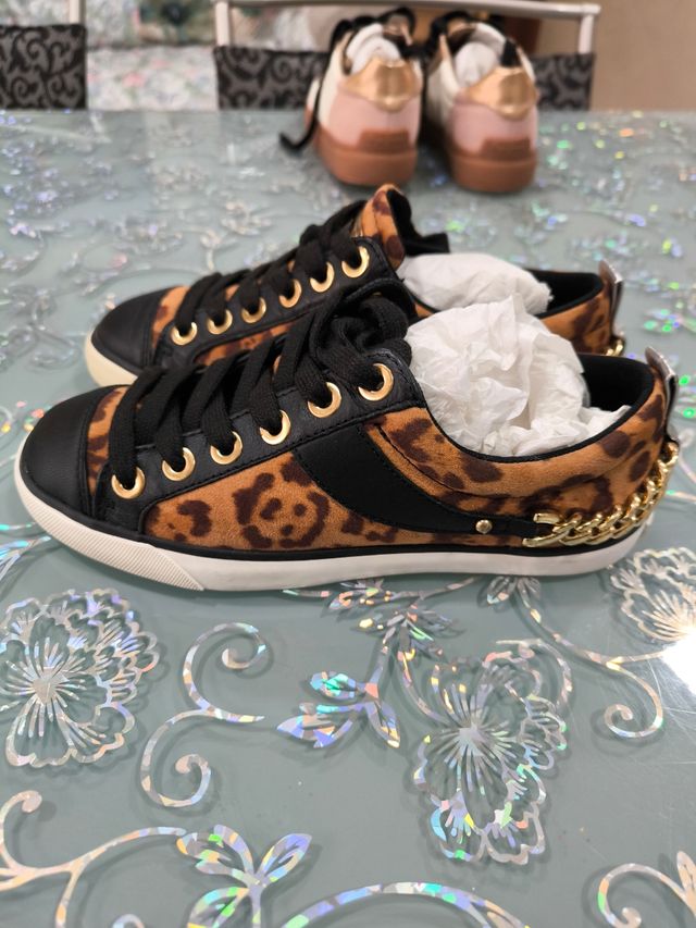 Scarpe Guess femminili 35