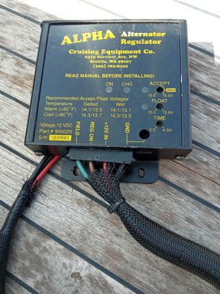 Regolatore di carica per alternatore alp