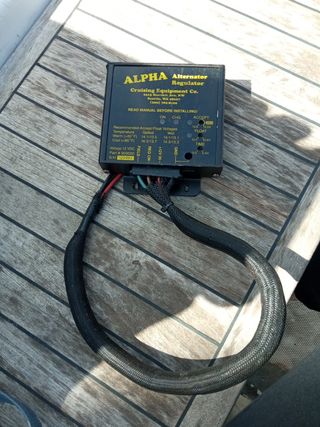 Regolatore di carica per alternatore alp