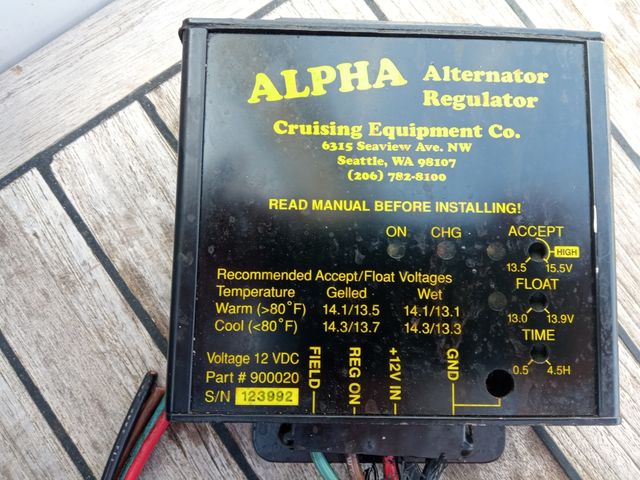 Regolatore di carica per alternatore alp