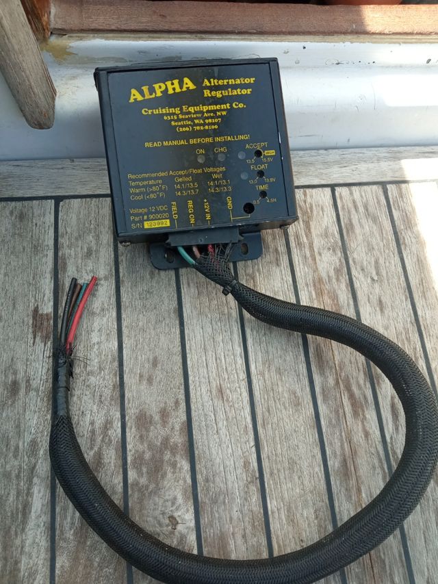 Regolatore di carica per alternatore alp