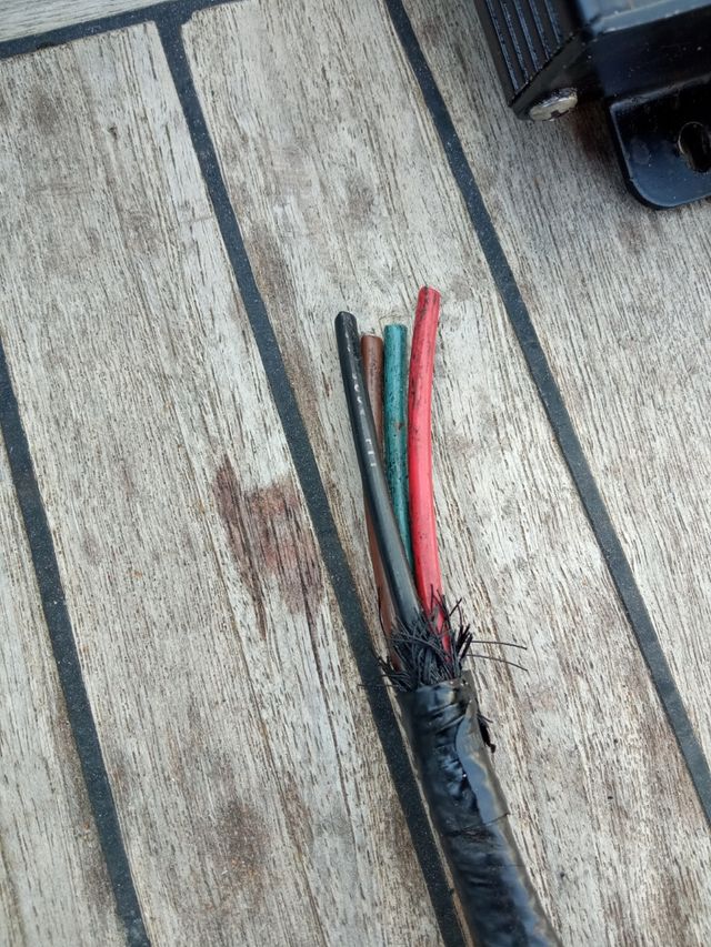 Regolatore di carica per alternatore alp