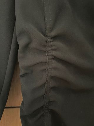 Blazer entallada frunces Zara