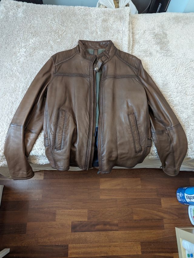 Cazadora de piel marrón - NO NEGOCIABLE