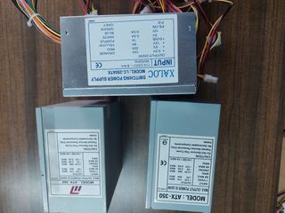 Lote de 3 fuentes de alimentación.