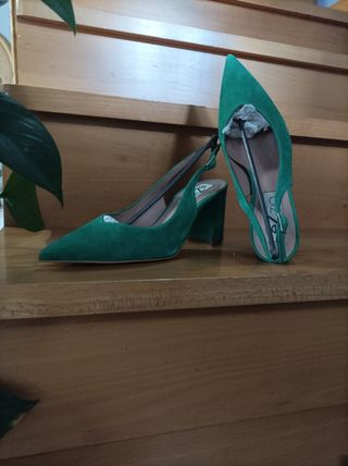 Zapatos Ezzio verdes de piel sin estrenar 🥰